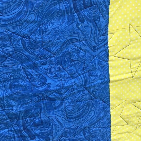 NWT Hand Crafted Blue & Yellow Quilt - Picture 4 of 14